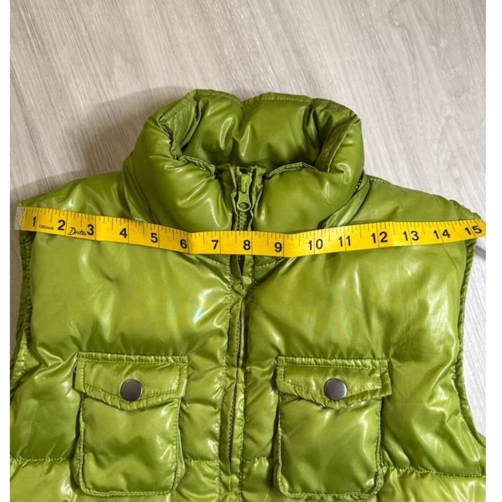 Faded Glory Women's Bright Green Puffer Vest Size S Shiny Quilted Zip Pockets - Picture 5 of 10
